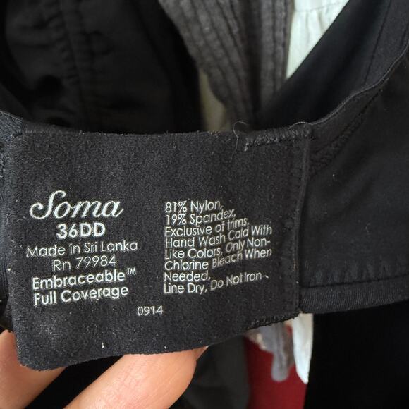 Soma Black Bra Size 36DD embraceable full coverage - Picture 2 of 5